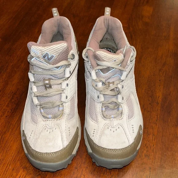 New Balance Shoes New Balance 643 Country Walk Womens Size
